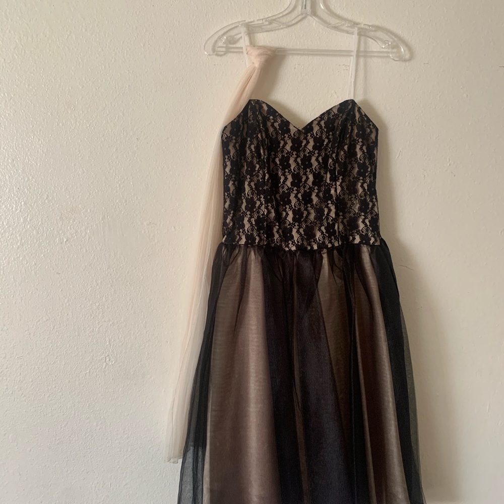 Beautiful dress size large